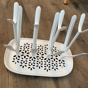 Baby bundle: drying rack, infant spoons, lollipops